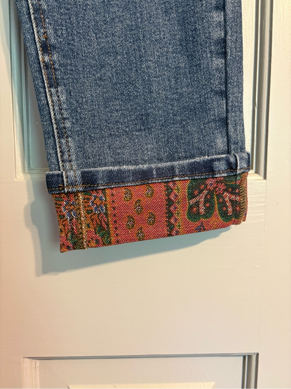 Judy Blue 7/28 Straight Leg Boyfriend Distressed Jeans with Patterned Cuff - Picture 5 of 6